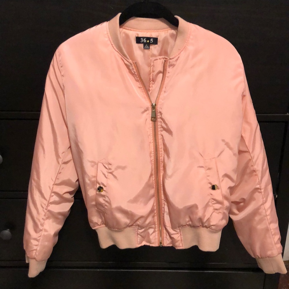 Baby pink Bomber